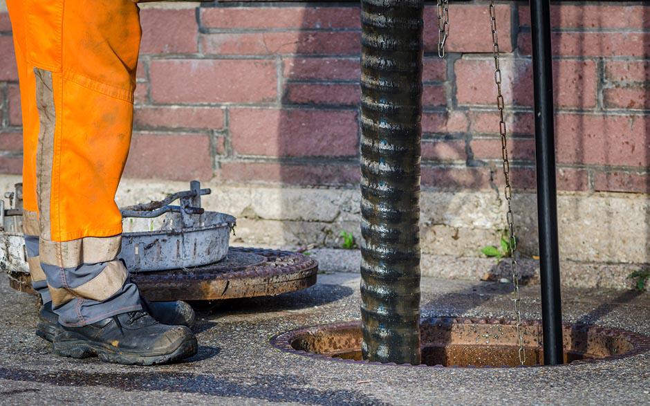 déboucher canalisations wc Voisins-le-Bretonneux